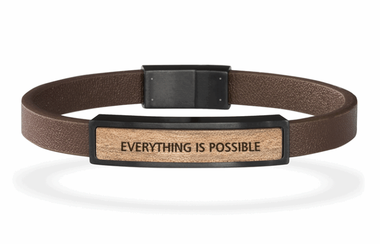 Puidust käevõrud: Black / leather band /  everything is possible