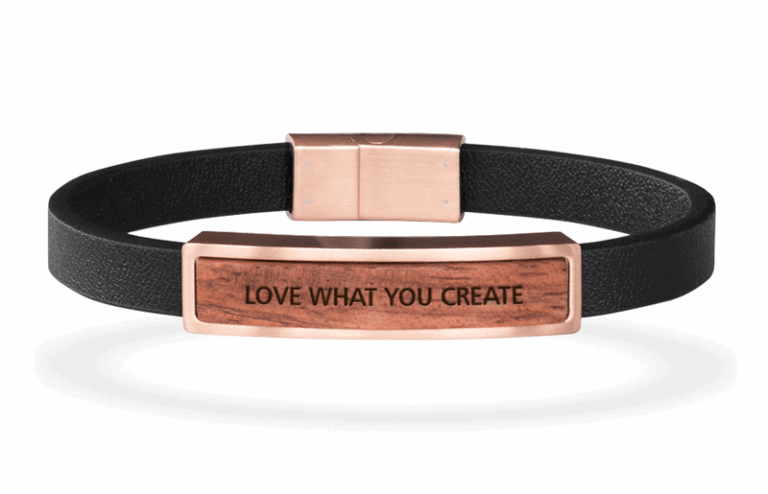 Puidust käevõrud: Rose / leather bande / love what you create
